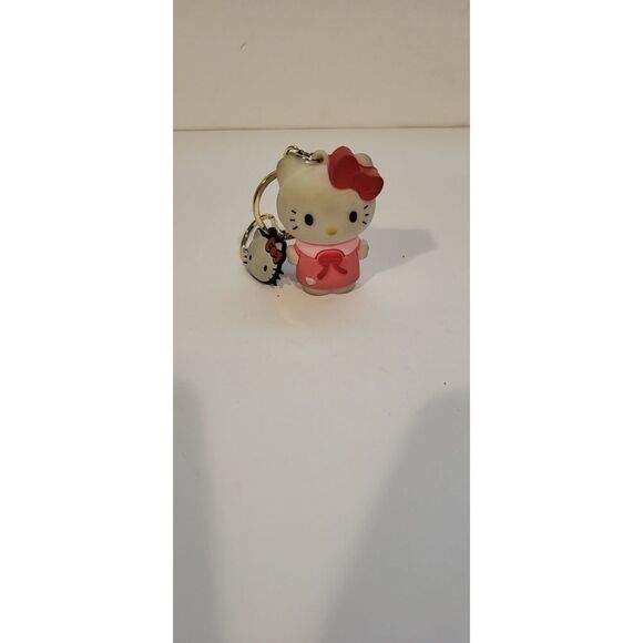 Hello Kitty 2" Chunky Rubber 3D Key Chain / Ring Red & Pink Used - Picture 1 of 5